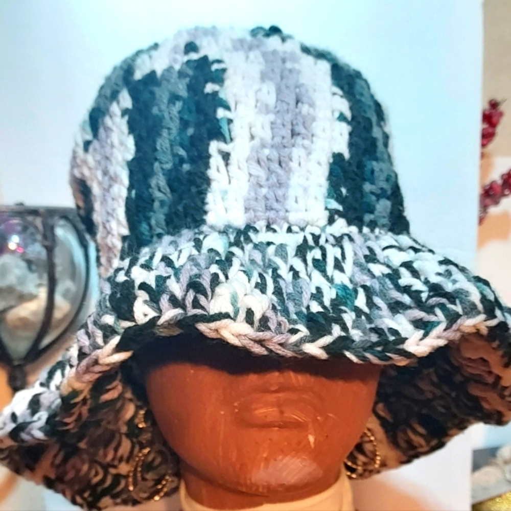 #11 L❤️VE:HANDMADE. BUCKET HAT